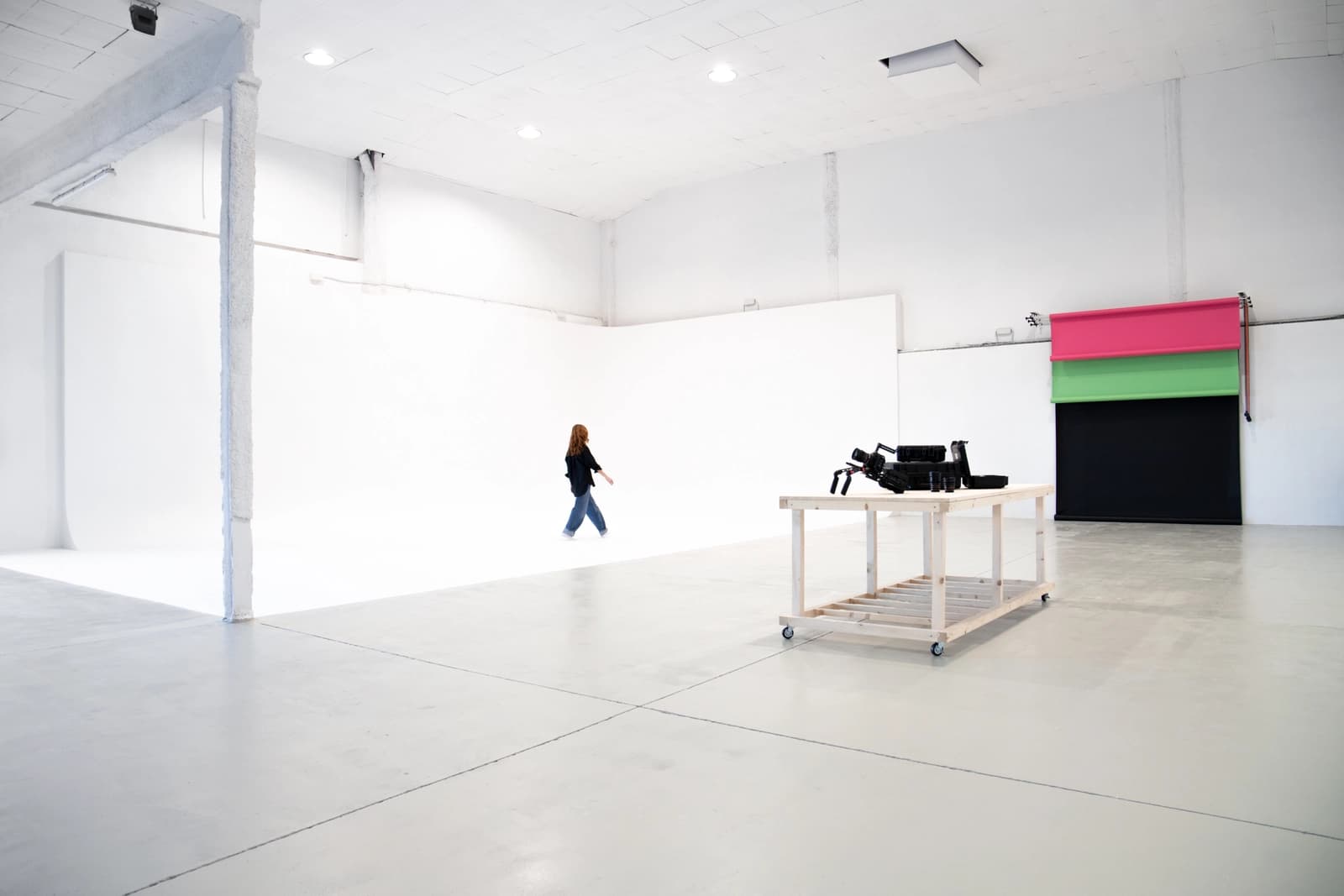 Espace Plateau - Studio de photographie et de vidéo avec cyclorama - 2