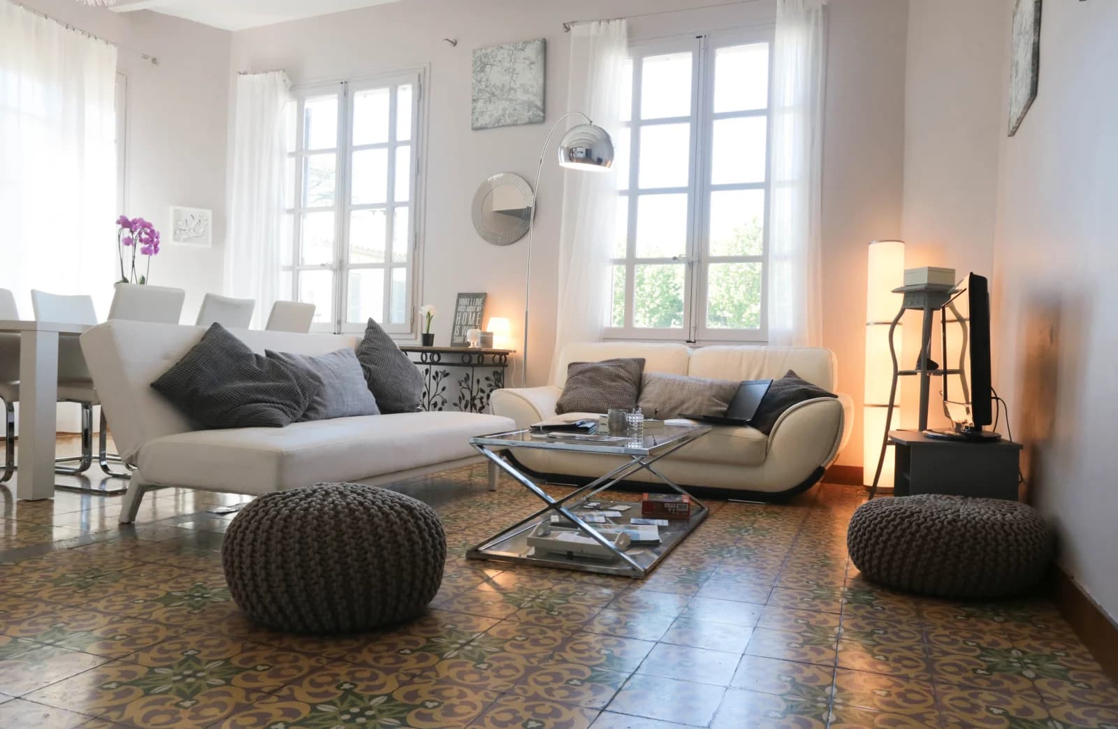 Living room in House 180m² to privatize - 1