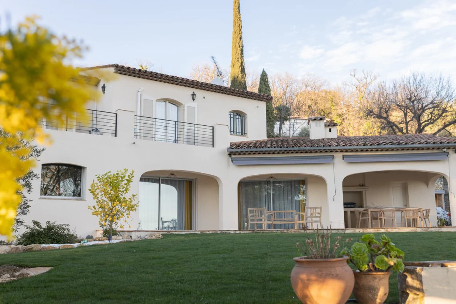 Space Contemporary house - 2