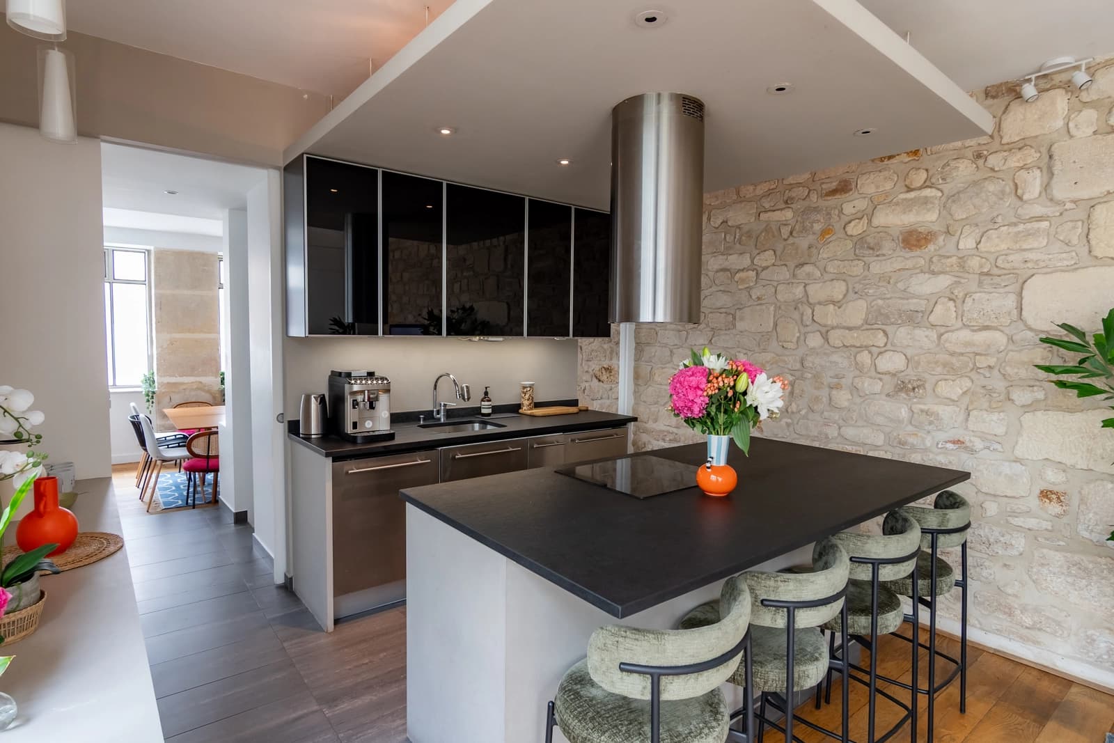 Space Atypical Osmoz loft in the heart of the Marais district - 2