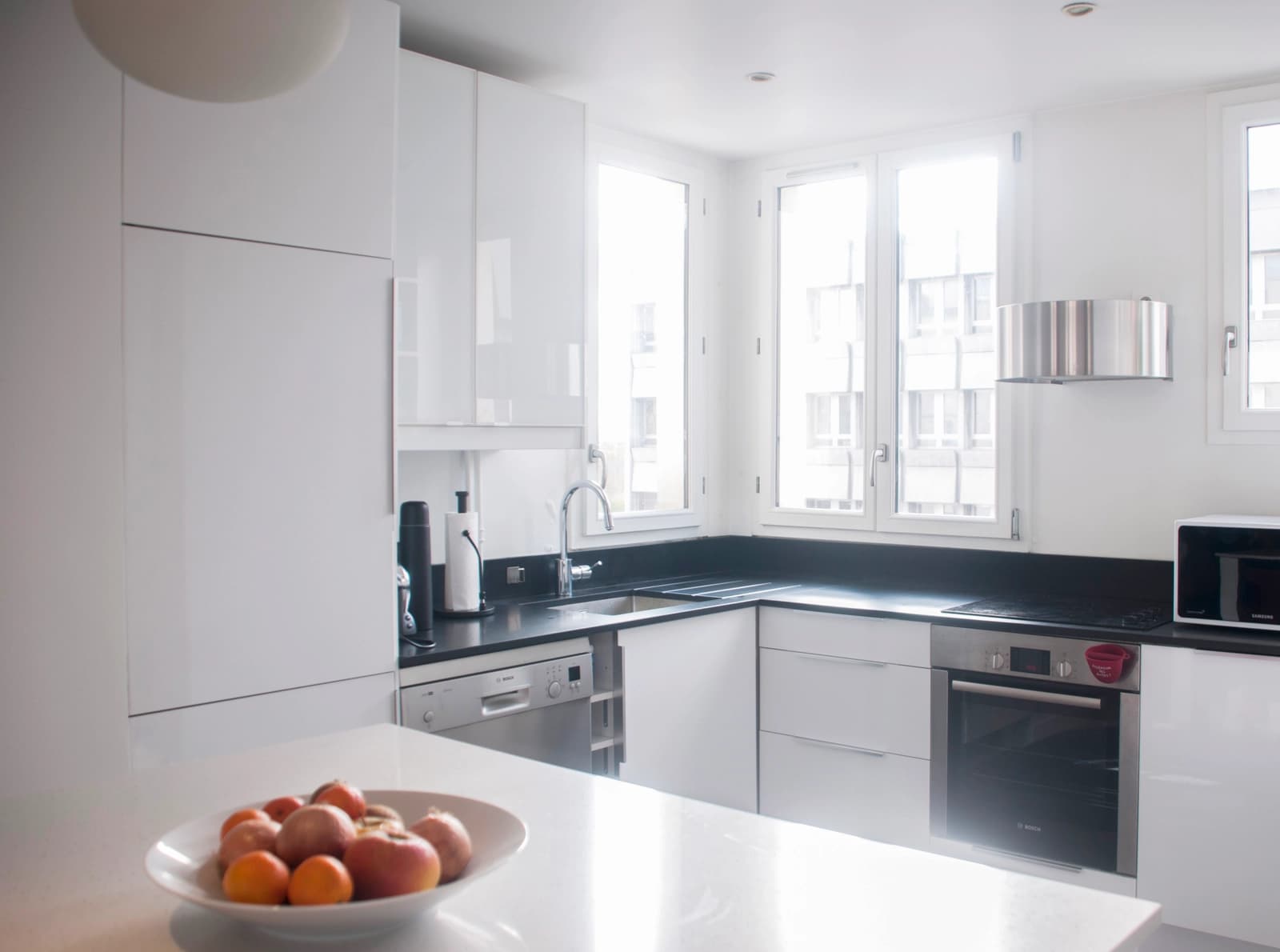 Espace Lumière et calme idylliques au pied du Canal St-Martin - 5