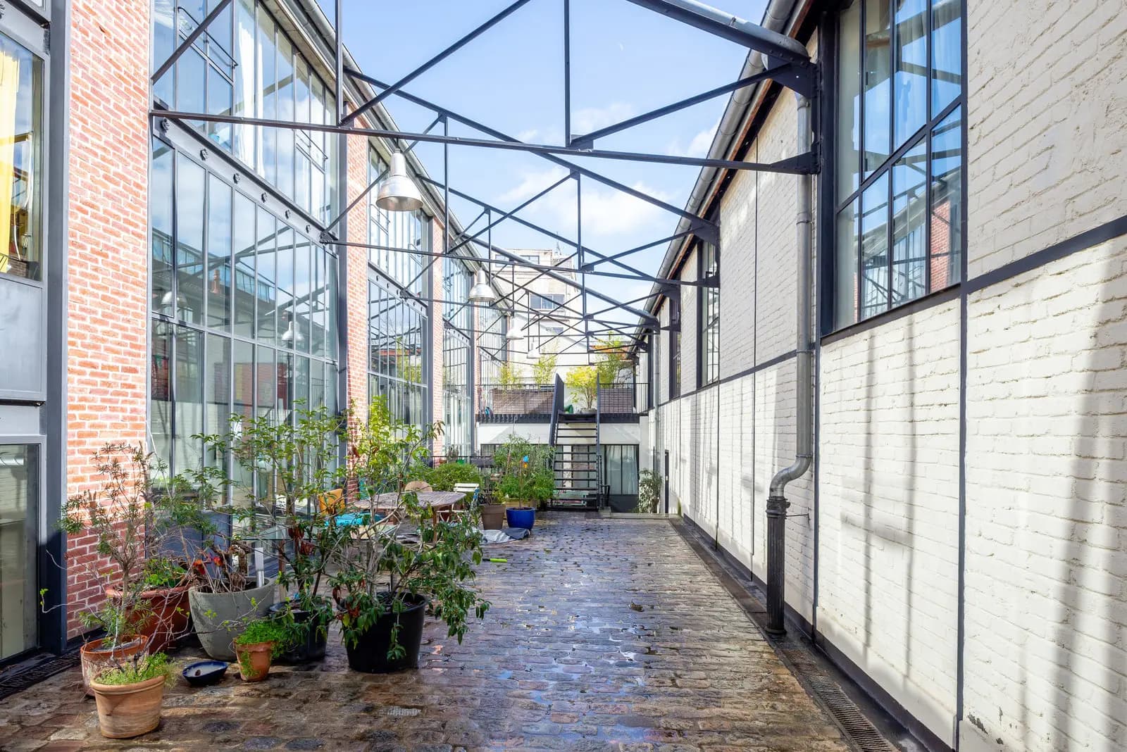 Meeting room in Cosy and warm loft awaits you in Montreuil - 1