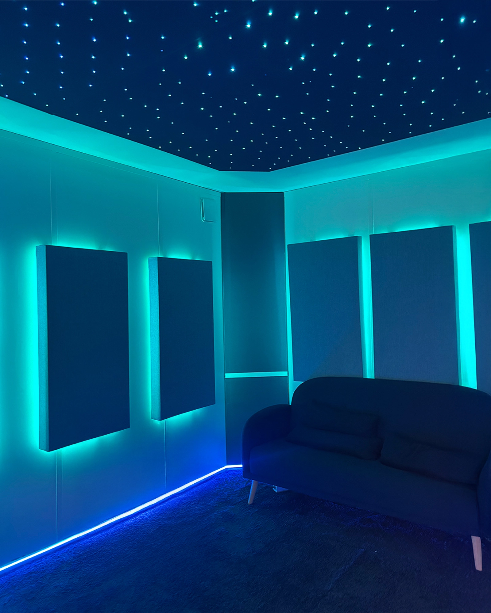 Space ## Professional recording studio - Recording, Mixing & Mastering - 50m2 dedicated to creation - 1