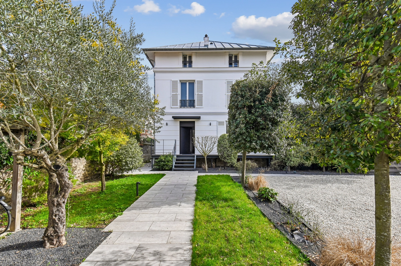 Space Countryside in the city - 1