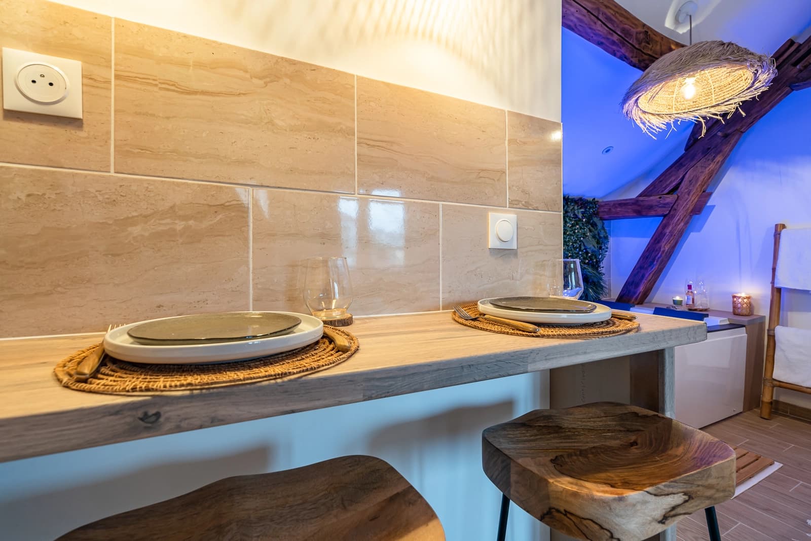 Salle de bain dans Studio Balnéo pour une évasion sensorielle à Bali - 1