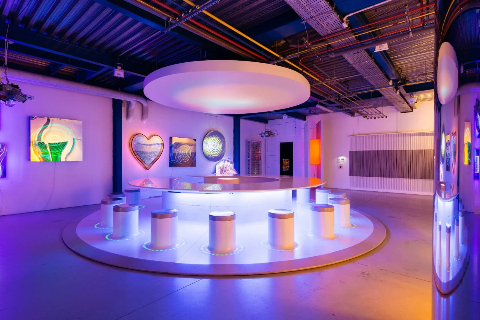 Space Museum of lumino-cinetic art - 5