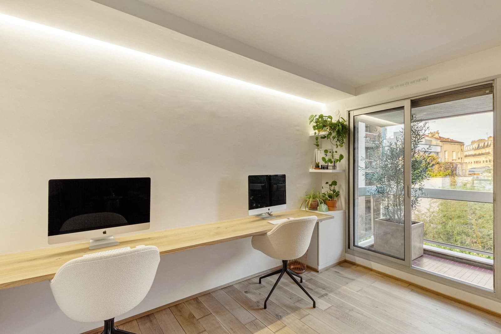 Space Modern apartment with clean, minimalist design - 1