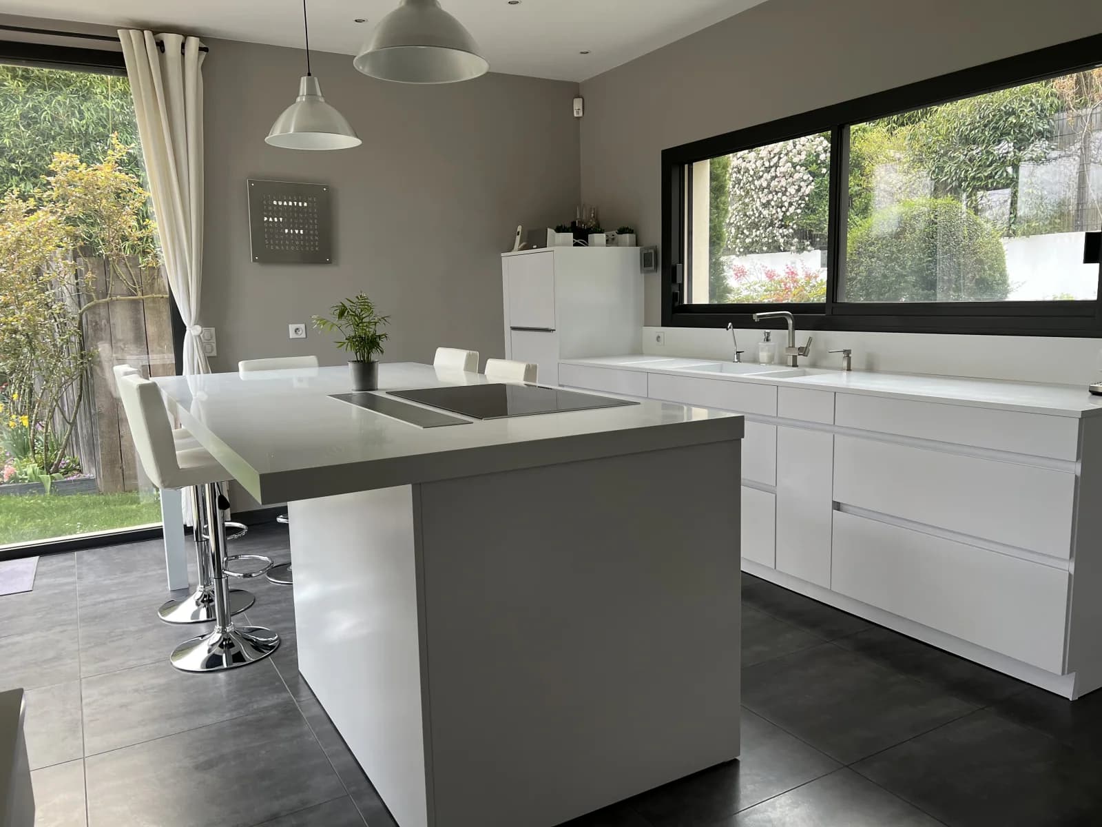Space Modern house with garden and swimming pool, unobstructed view, not overlooked, quiet location - 3