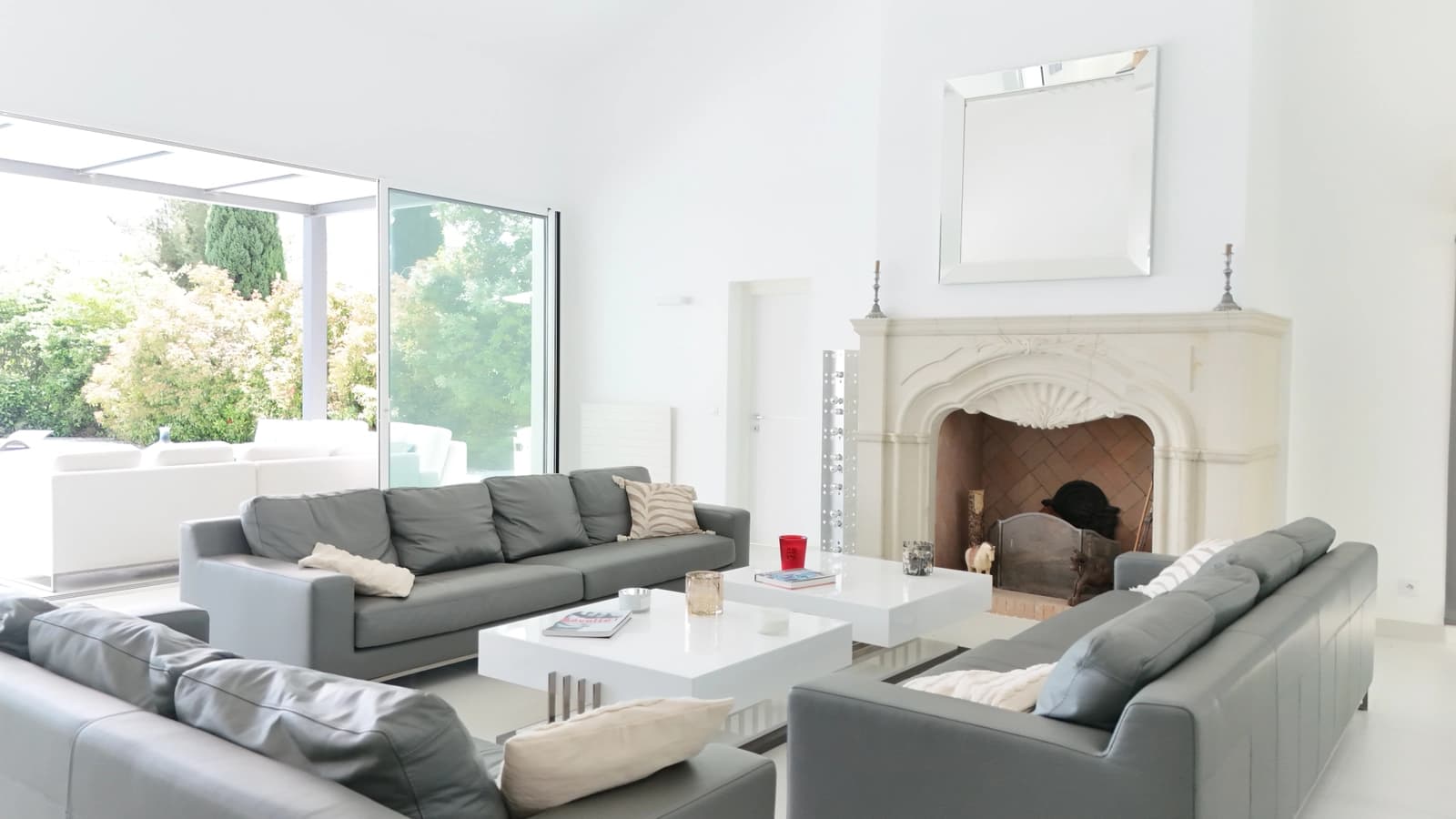 Space Villa 350 m² living area, 360° view of Montpellier - 2