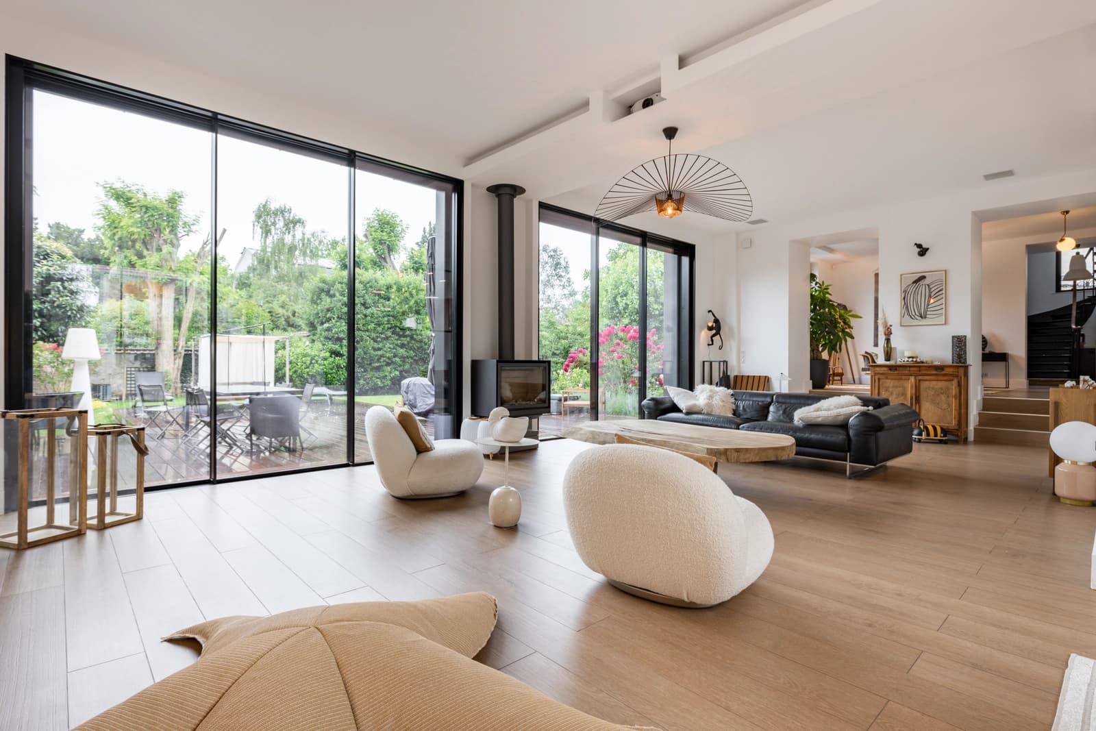 Salon dans Saint-Maur-des-Fossés: maison avec jardin verdoyant - 1