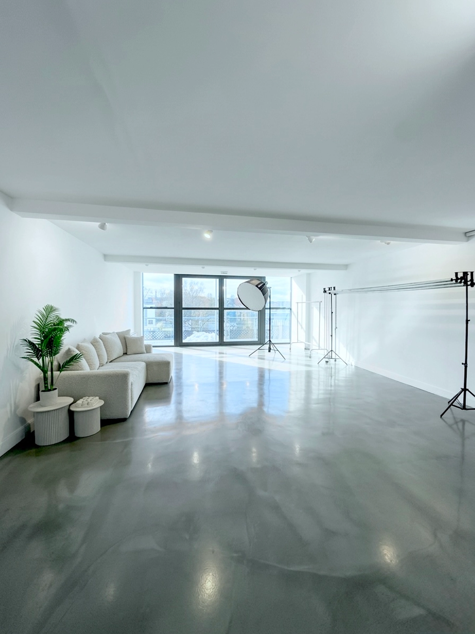 Space Creative 300 m² loft for shoots, podcasts and shootings – 15 minutes from Paris - 0