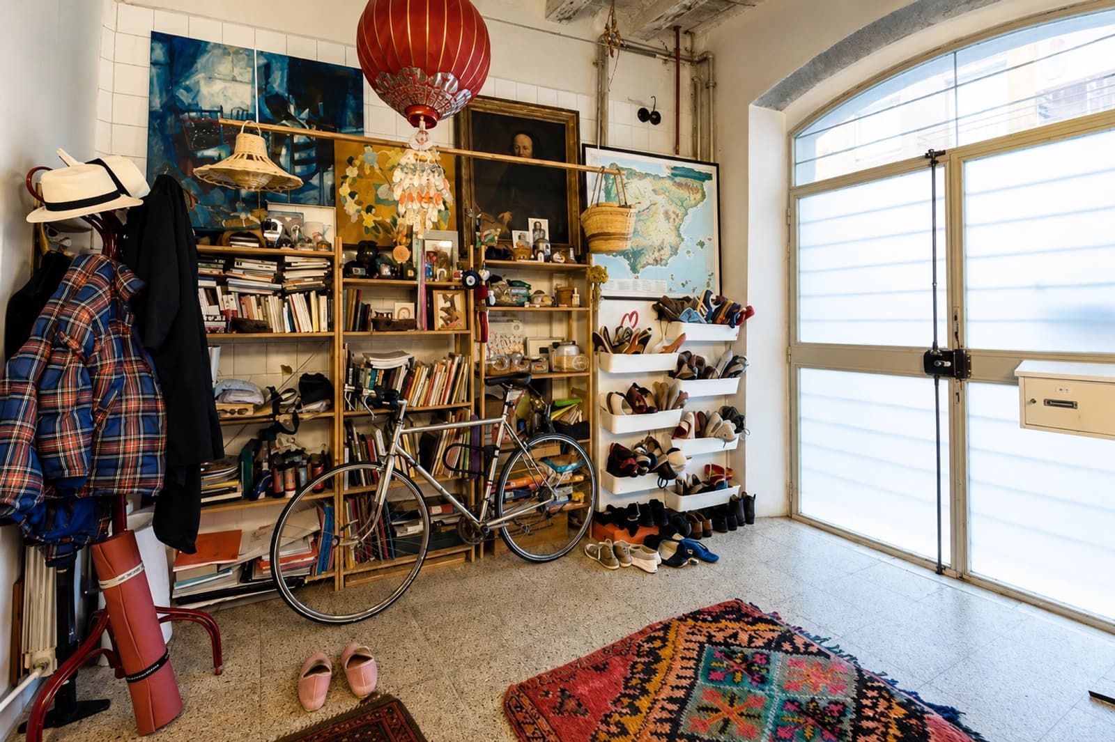 Espacio Loft con patio colorido creativo y acogedor - 5