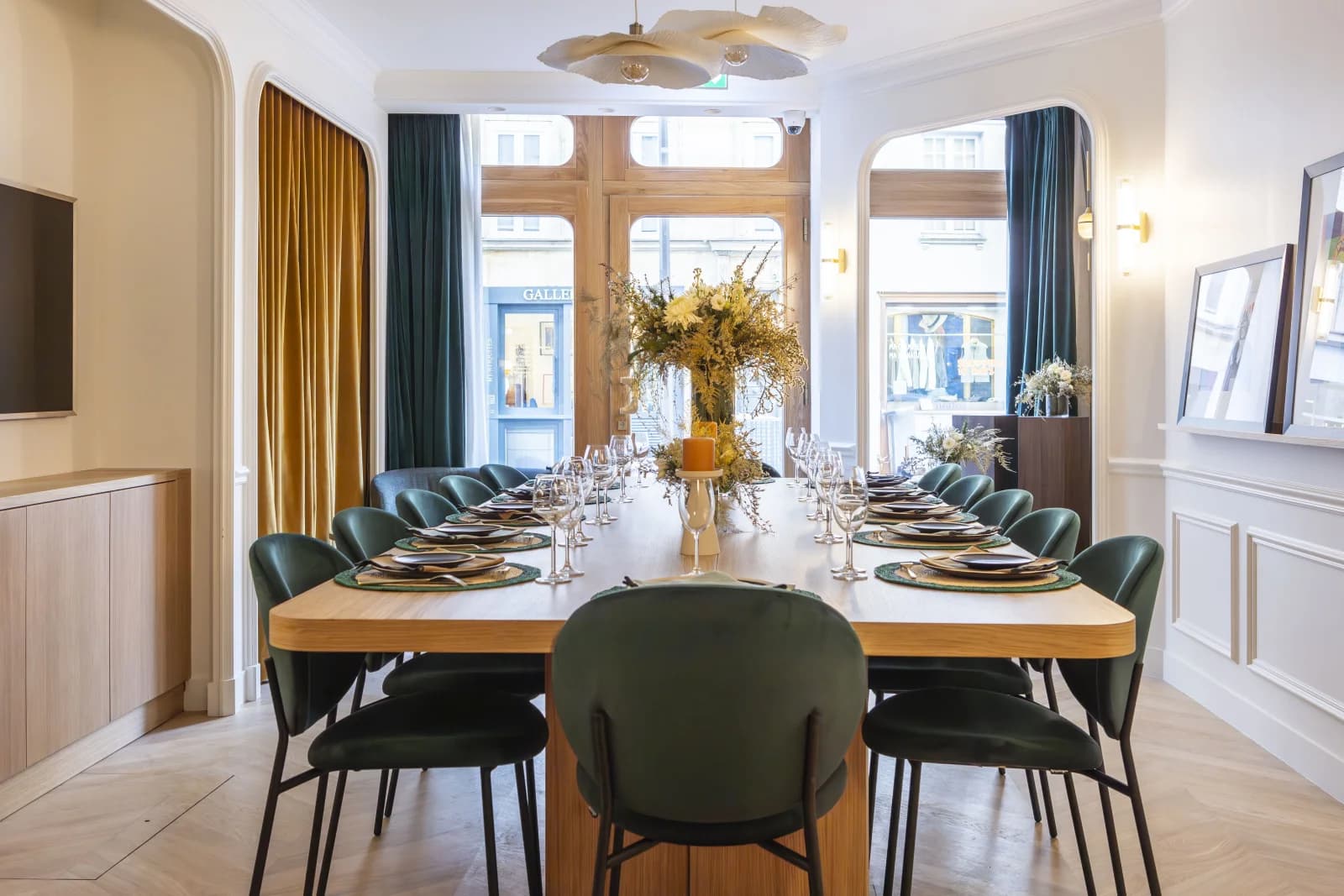 Space Private restaurant with professional kitchen. - 1
