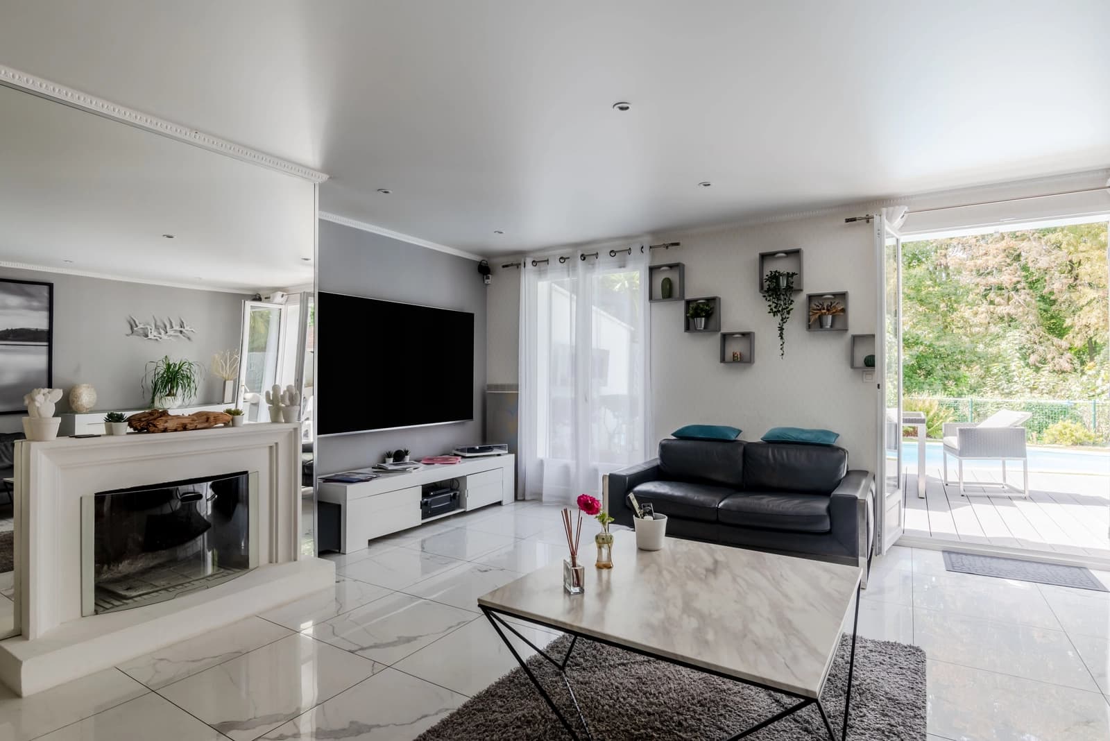 Space Sublime modern house with terrace - 1