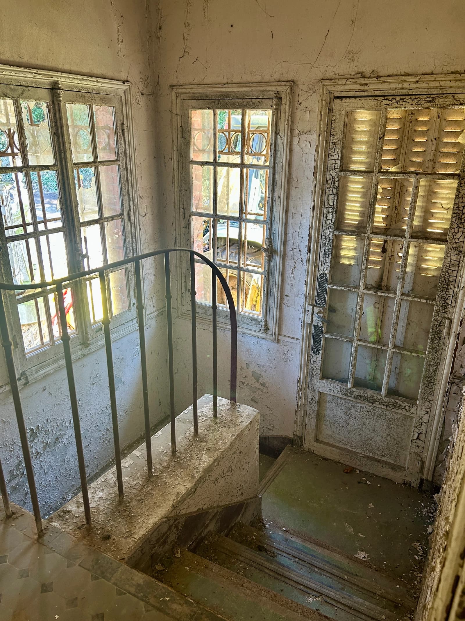 Espace Manoir anglo-normand abandonné, décor brut et urbex à 30 min de Paris - 2