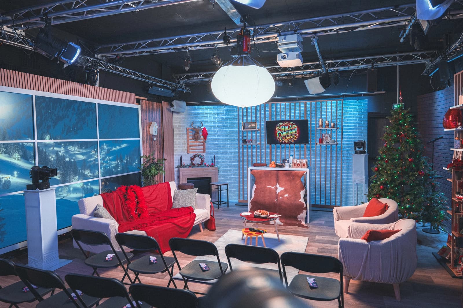 Space Bare or equipped professional film studio - 0