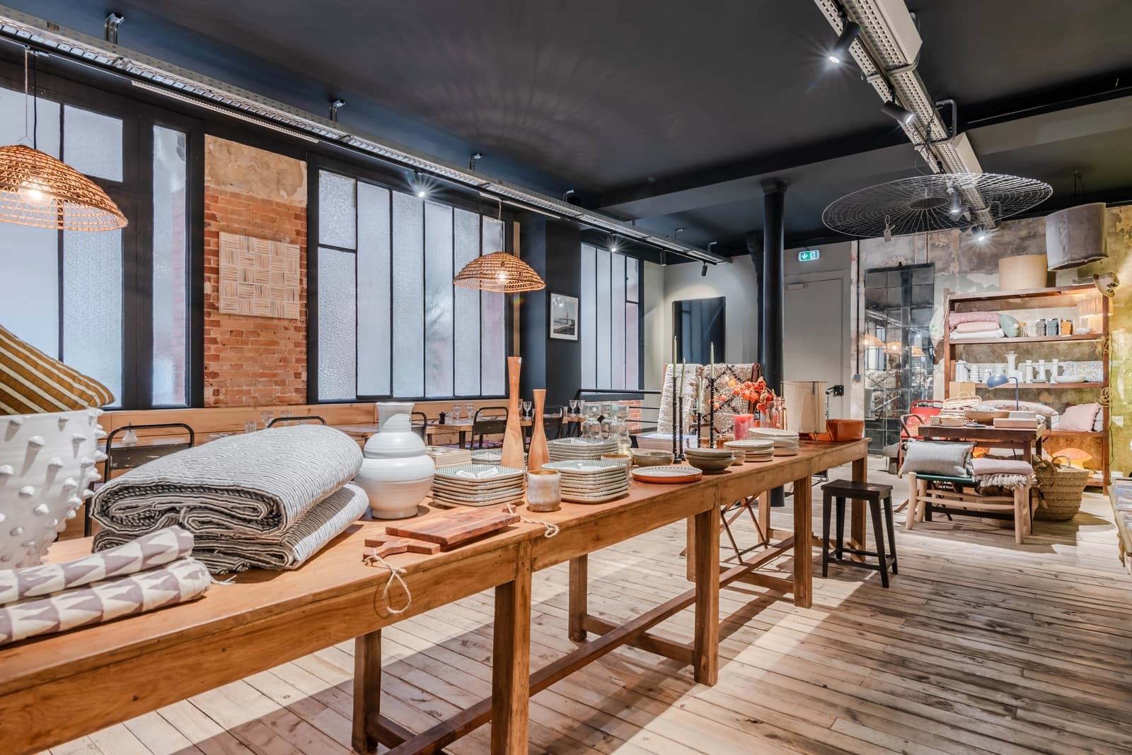 Espace Batignolles: lieu superbe (boutique-concept & resto) - 5