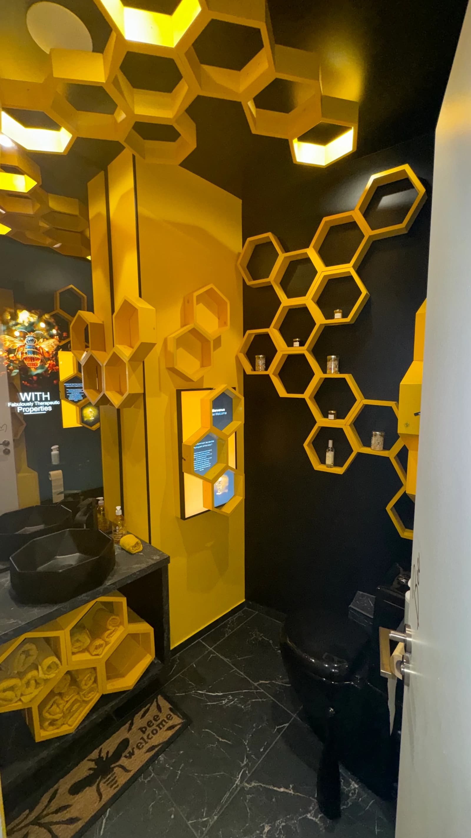 Space Smart Immersive Space - 2