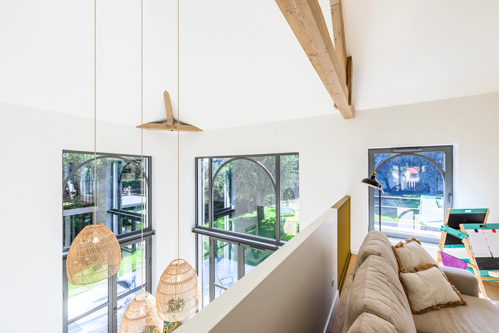 Espace Maison d’architecte lumineuse avec volumes ouverts et grand jardin - 5