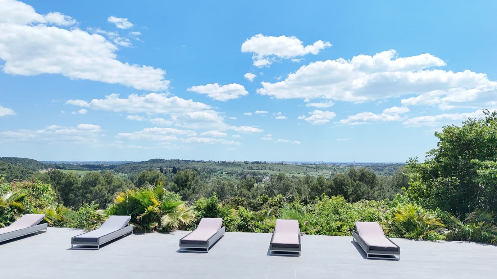 Space Villa 350 m² living area, 360° view of Montpellier - 4