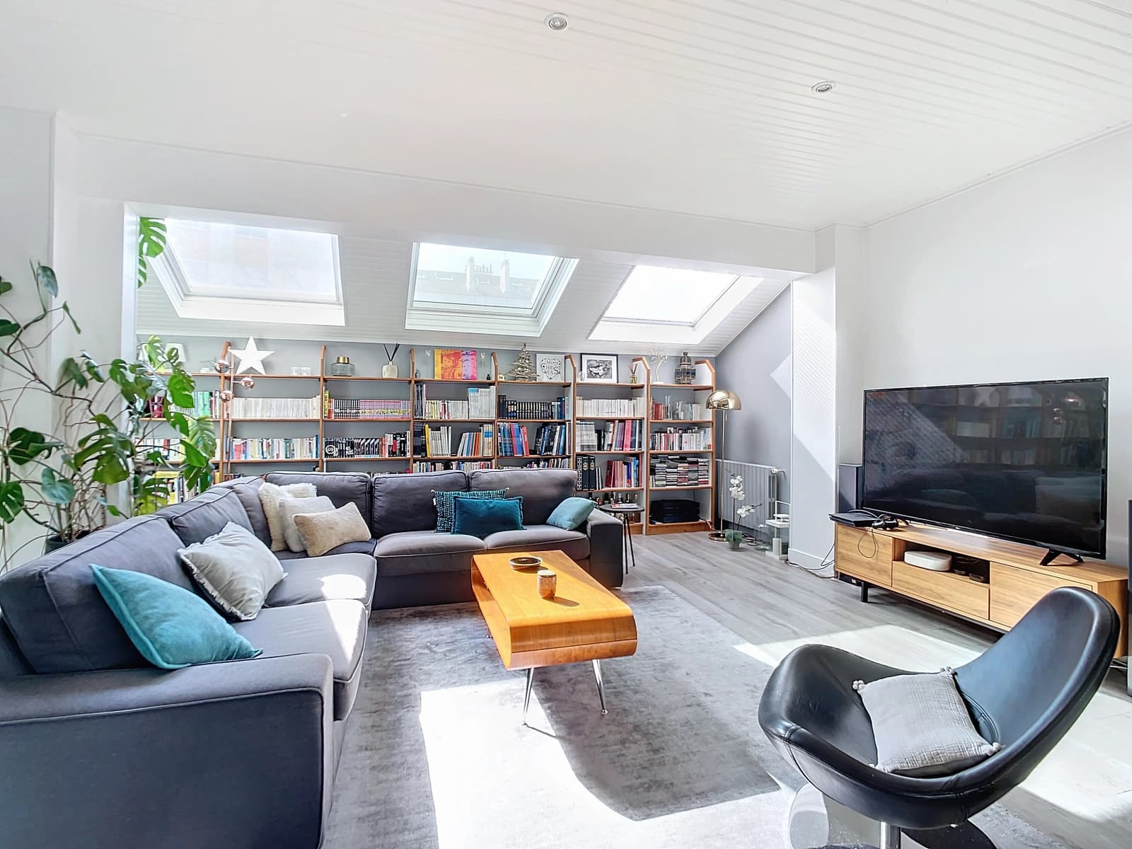 Space House near Paris with terrace - 1