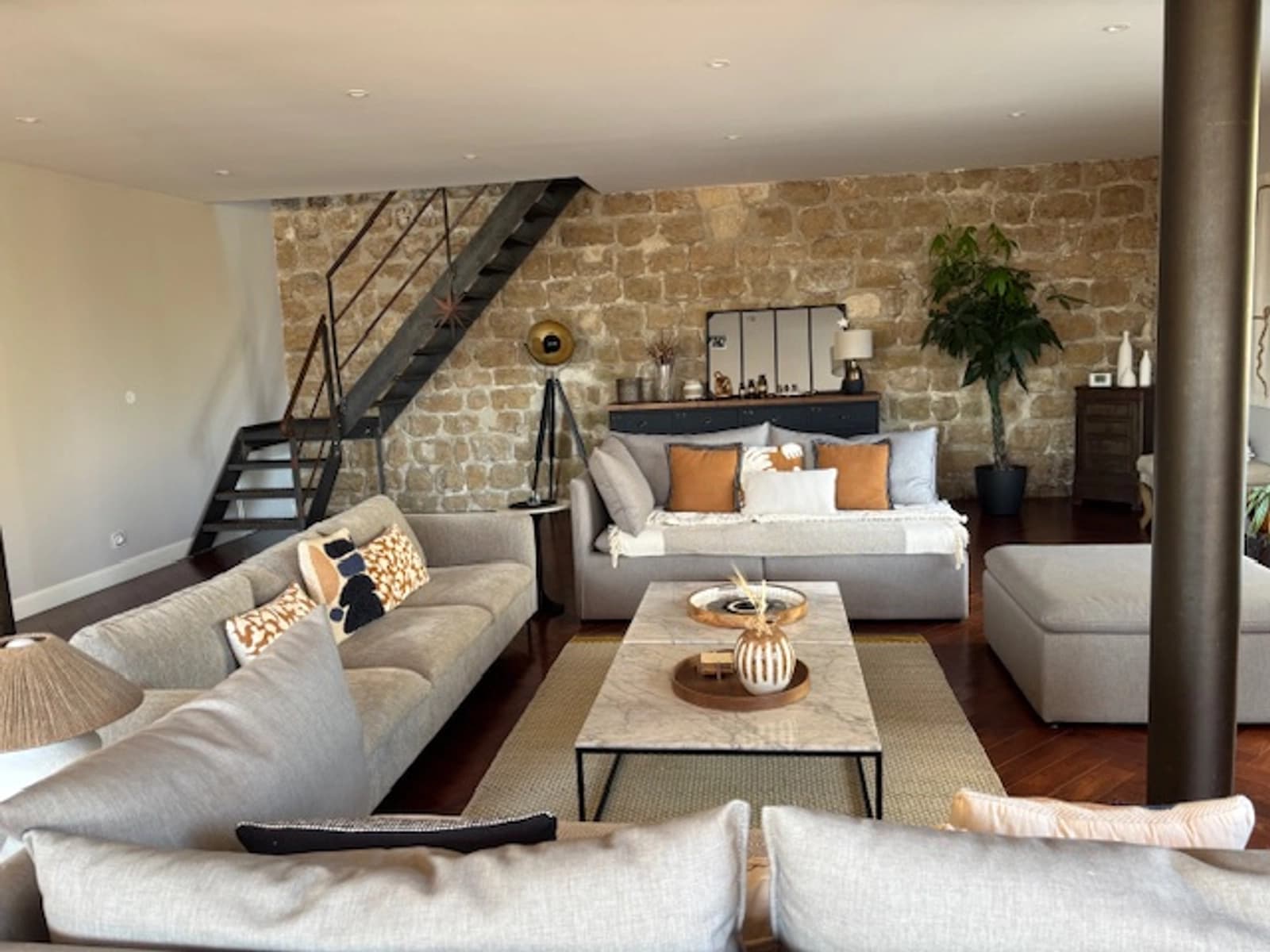 Space Chic country house 30 minutes north of Paris - 1