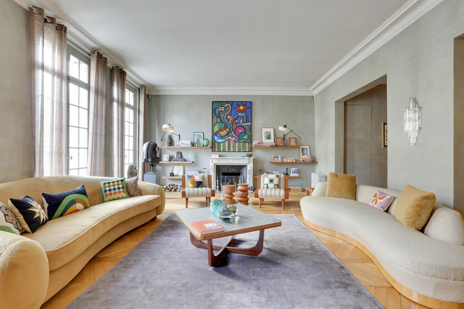 Appartement spacieux de 210m², volumes et confort