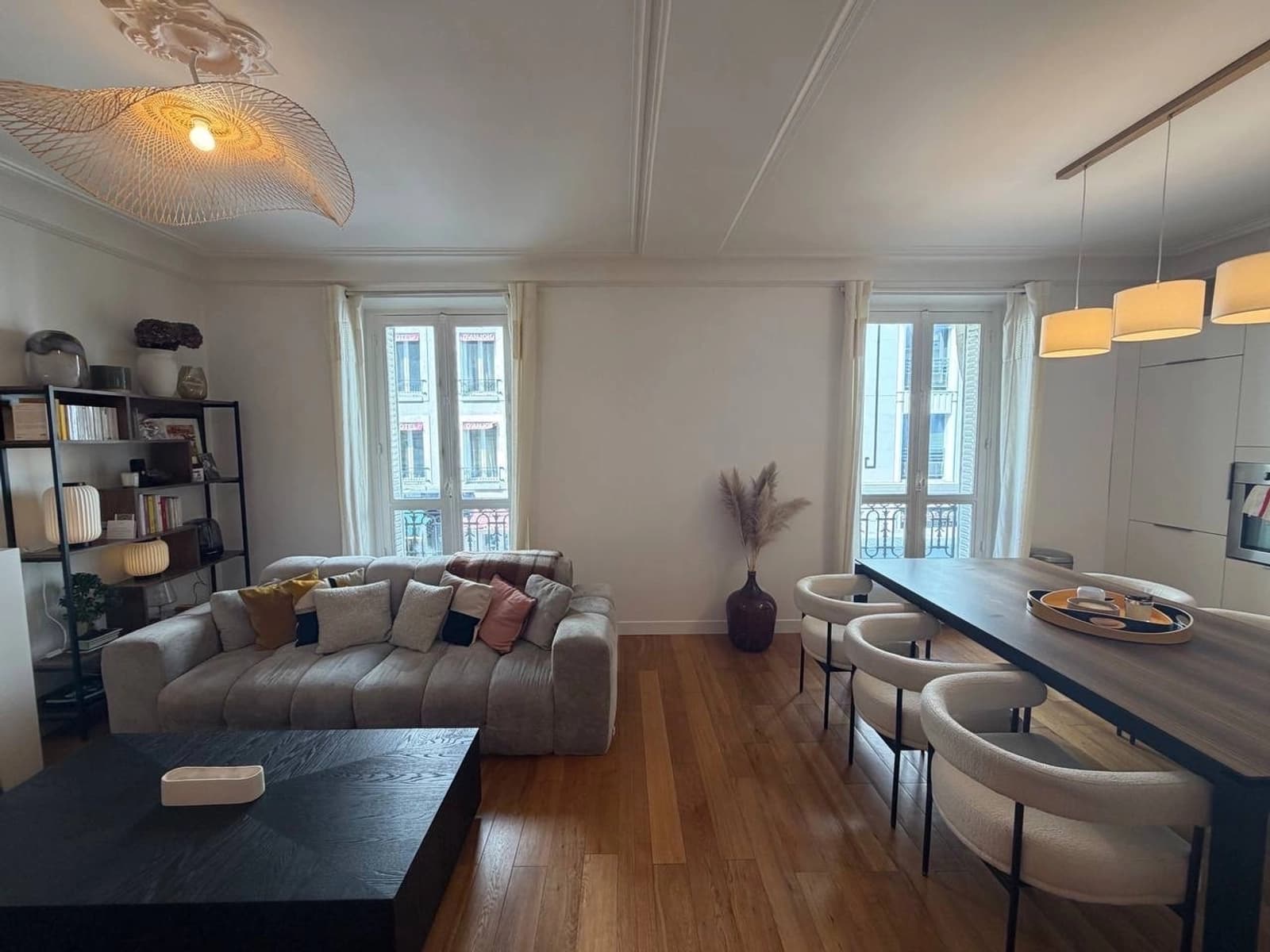 Space Spacious and bright apartment in the heart of Levallois - 3
