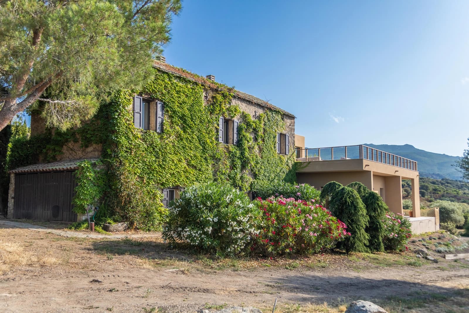 Space Northern Corsica bergerie - 360° view of the Agriates Desert - 9 bedrooms - 1