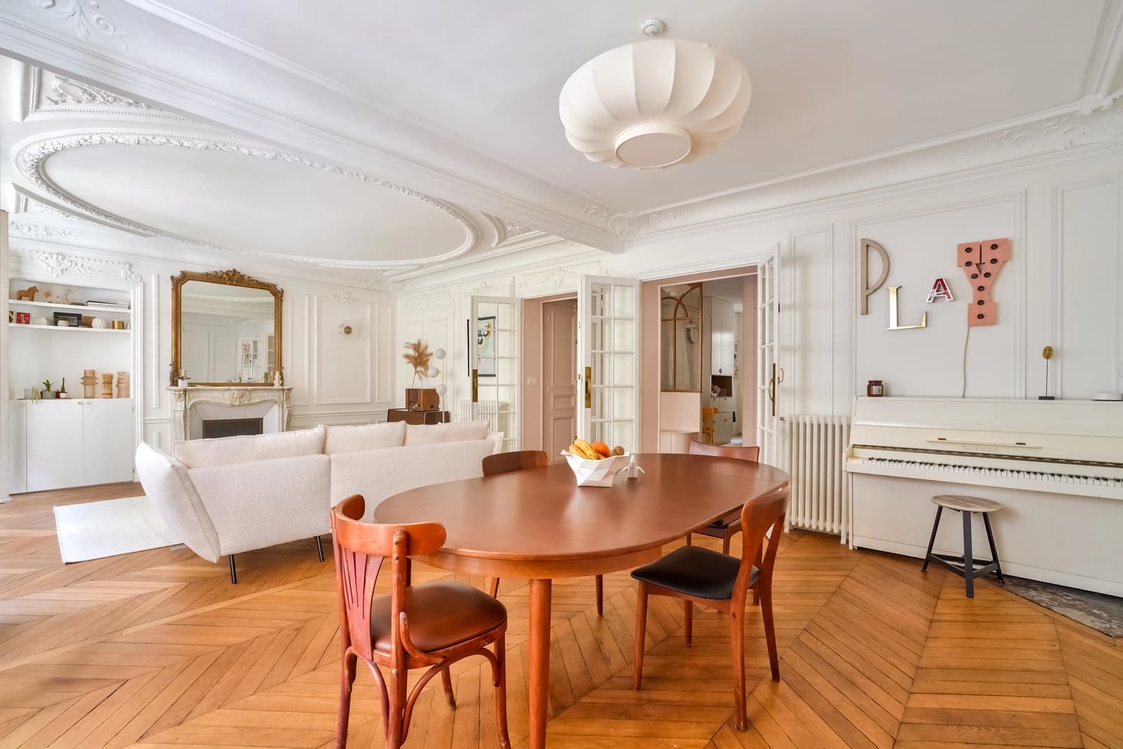 Space Sublime Haussmannian Apartment in Central Paris - 4