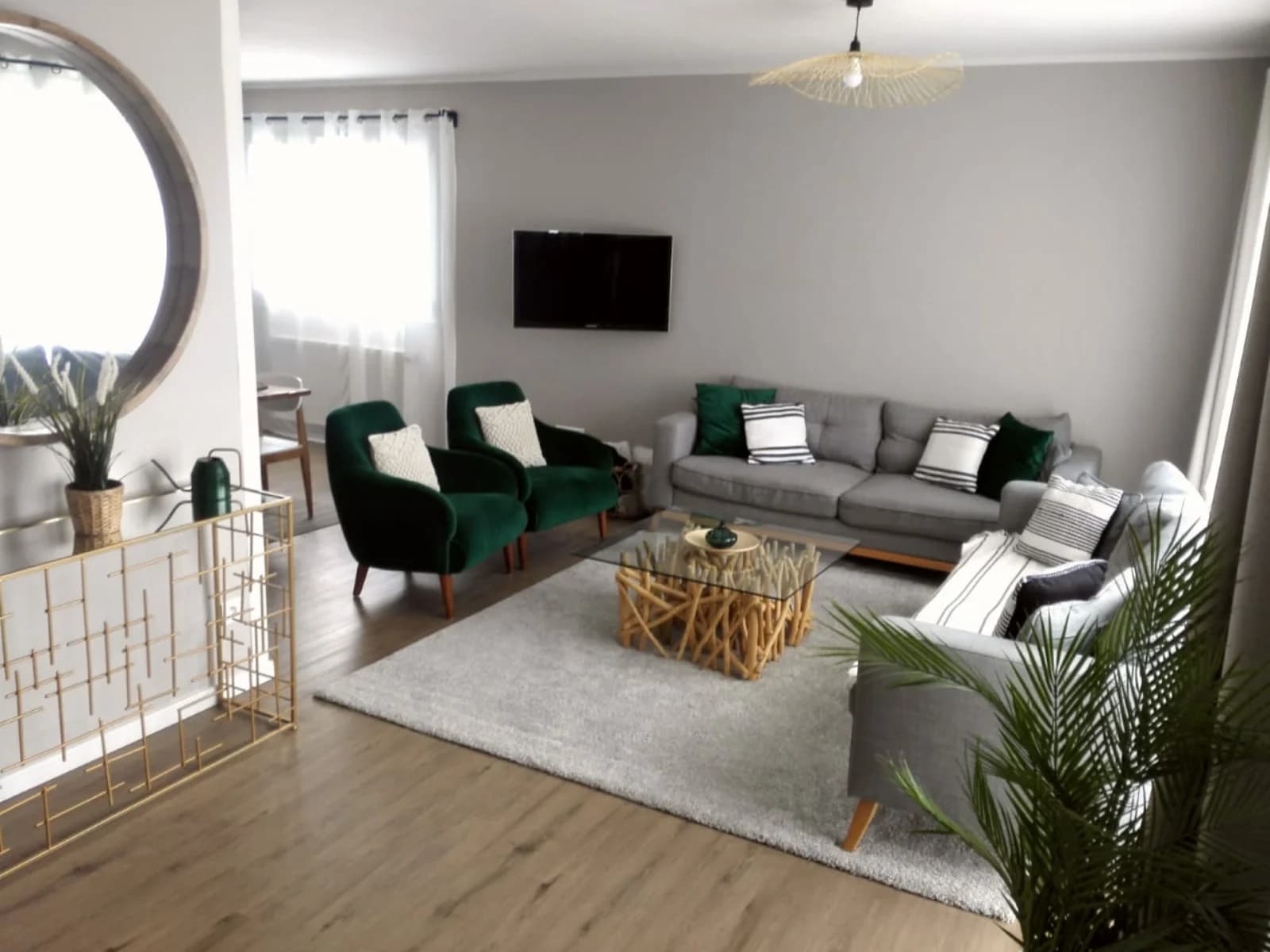 Luxe et piscine intérieure aux portes de la capitale