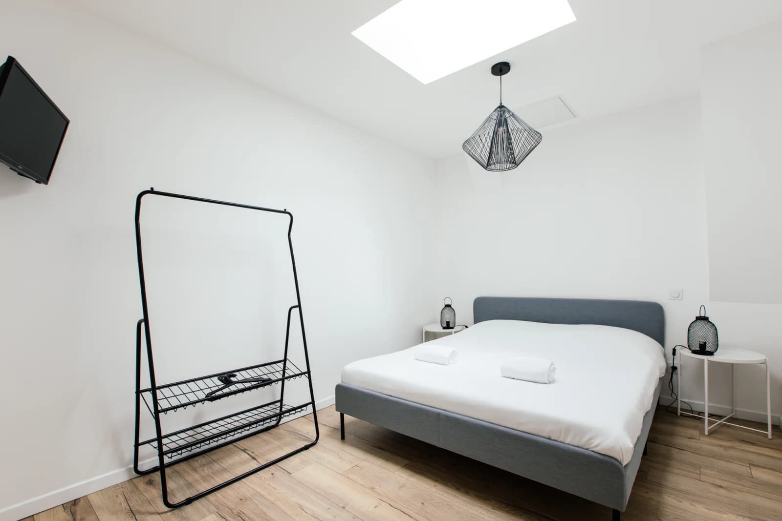 Bedroom in High ceilings, modern and vintage - 1