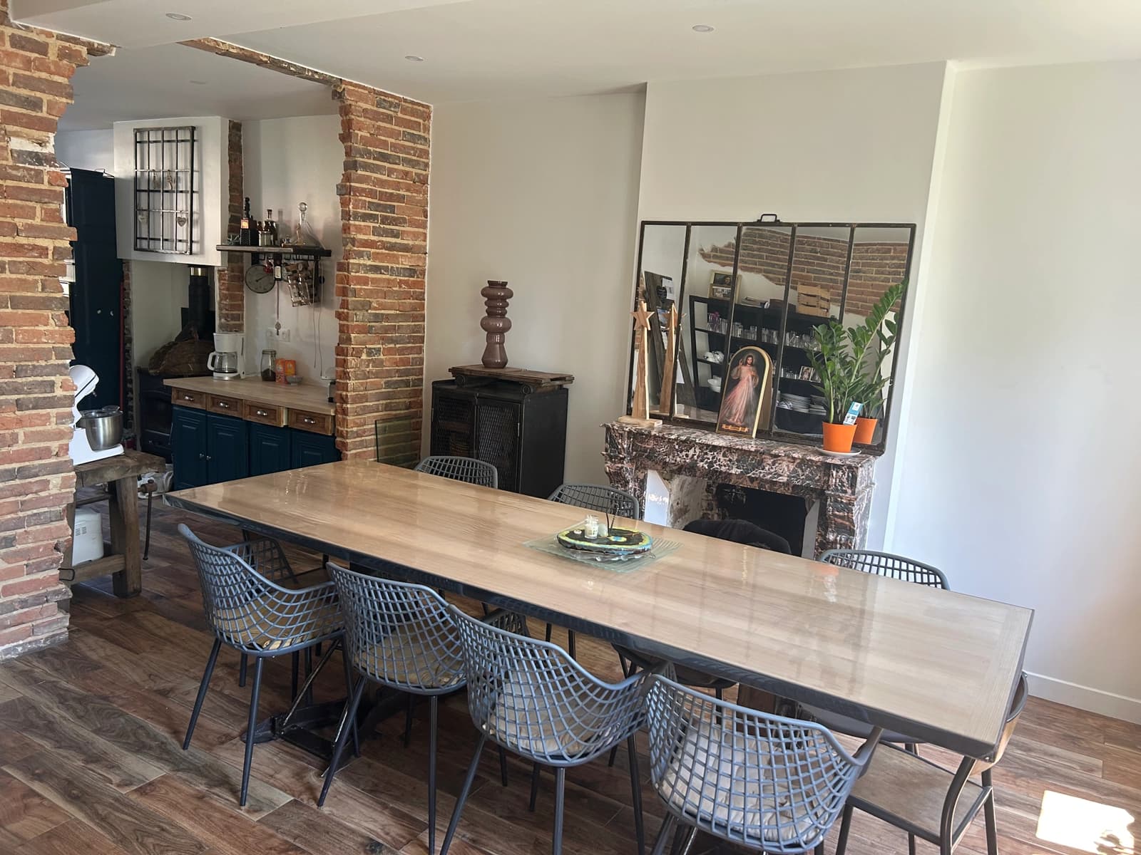 Meeting room in A great place with character, 1h30 from Paris. - 1