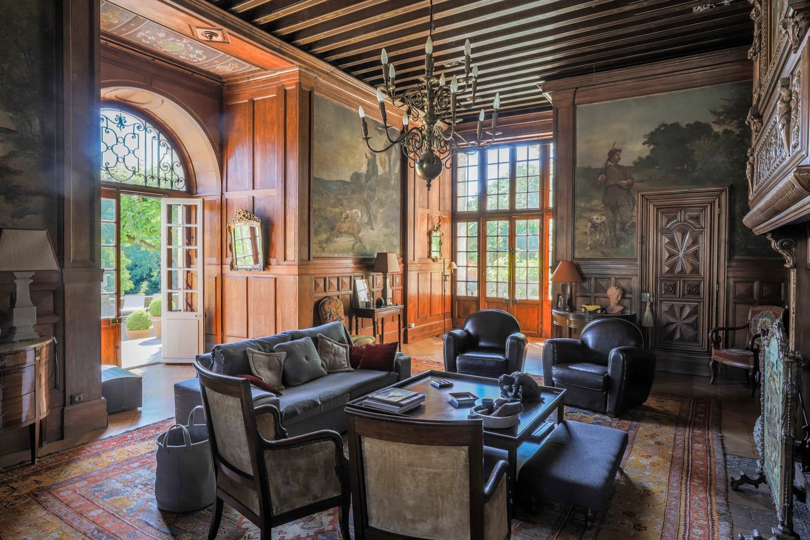 Espace Un Donjon royal du 12e siècle - 0