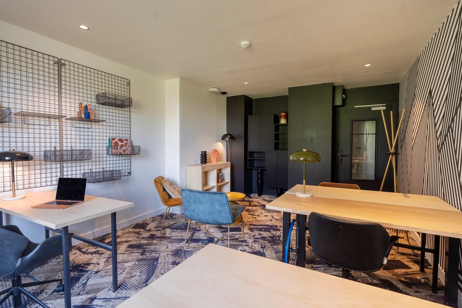 Space Cosy meeting room for up to 6 people - 1