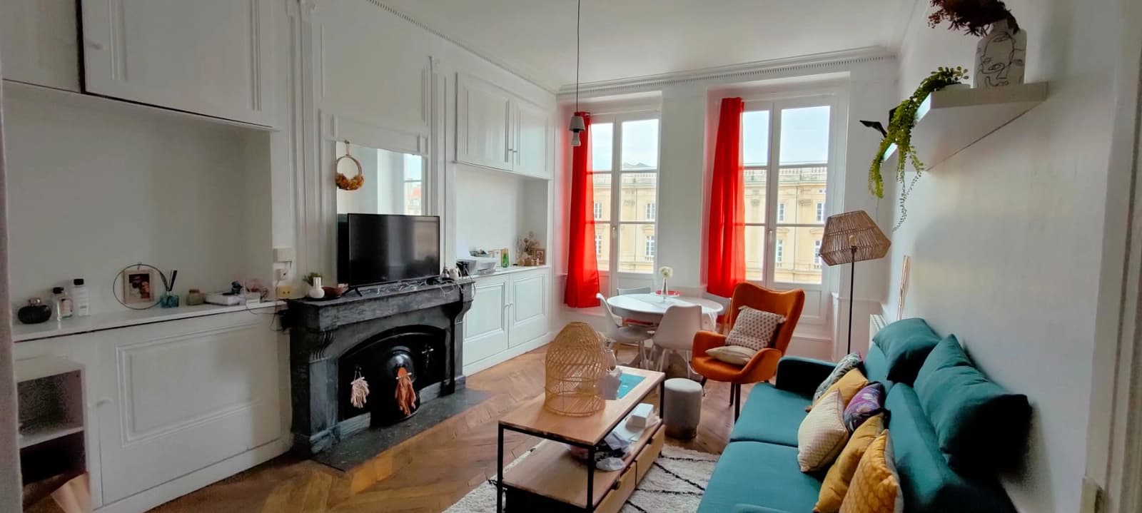 Salle de réunion dans Au centre vibrant de la Presqu'île, lieu d'exception - 1