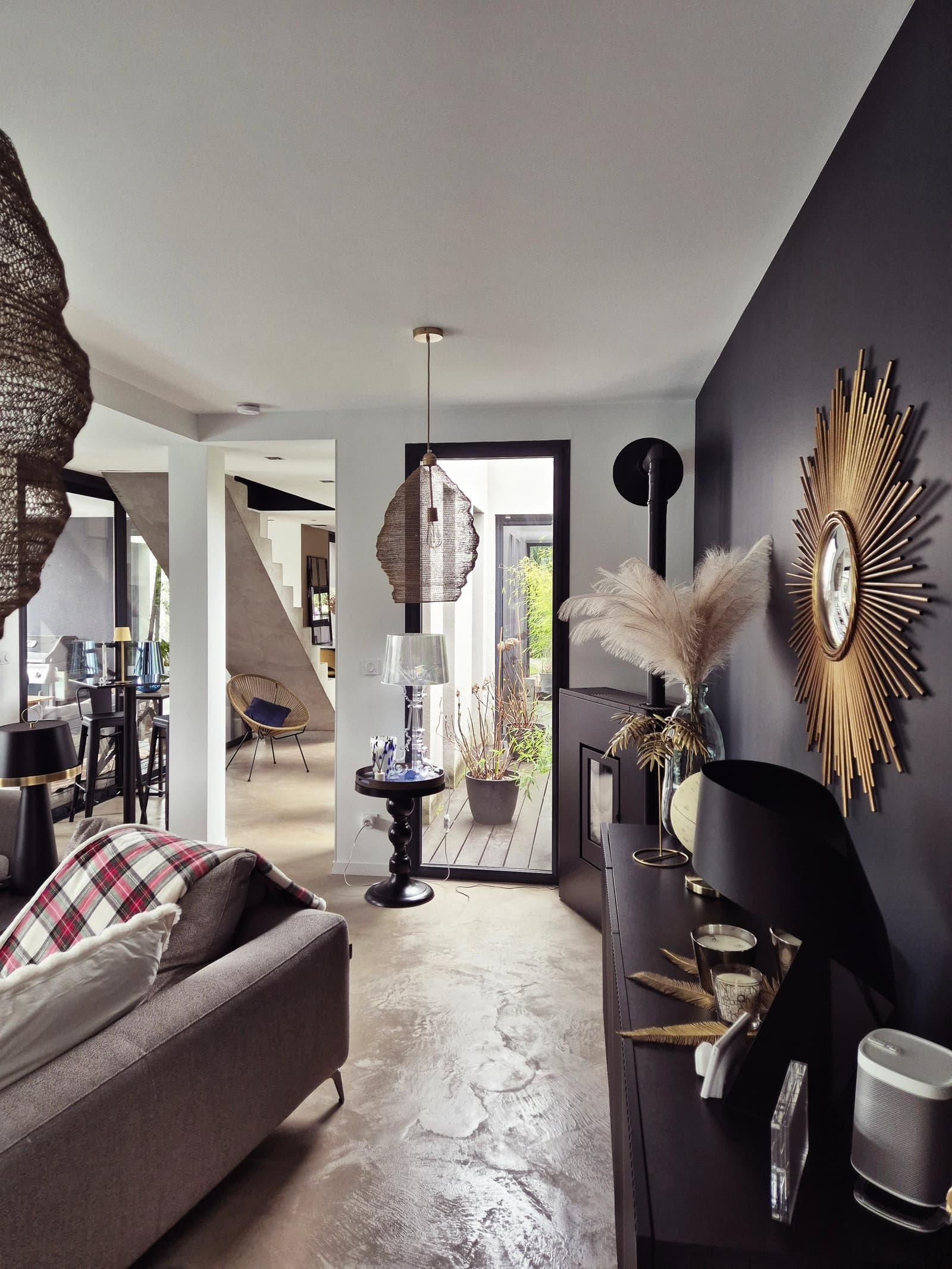 Space Contemporary house in western Lyonnais - 4