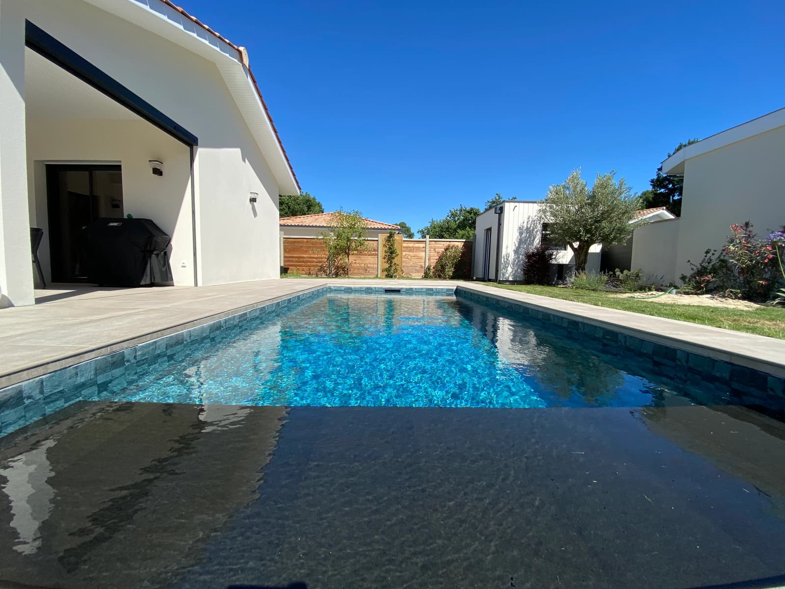 Meeting room in New house - 1