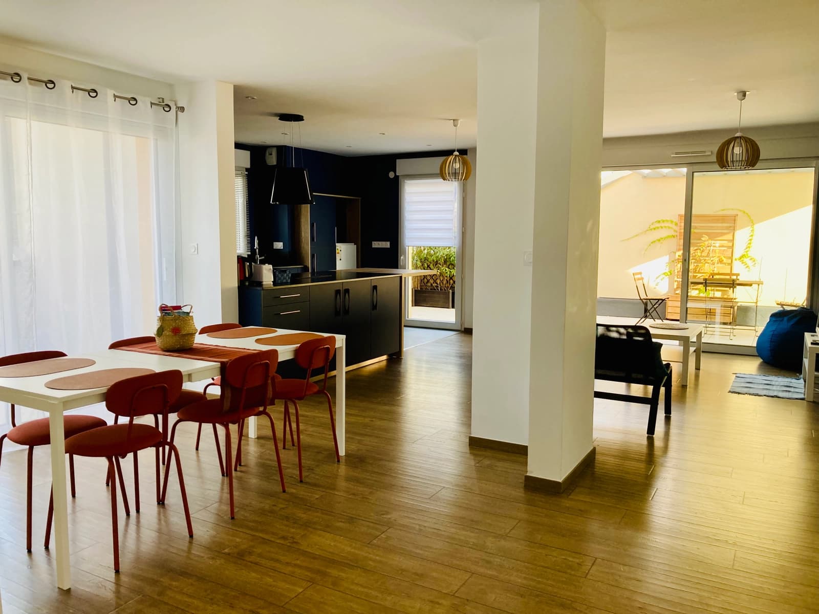 Espacio Apartamento en planta alta, zona de estación. - 0
