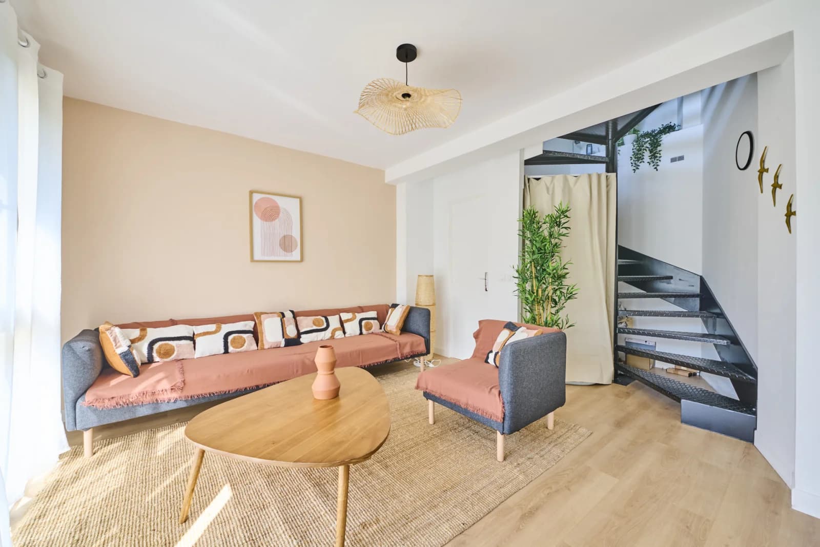 Space Pastel Colors House - 4