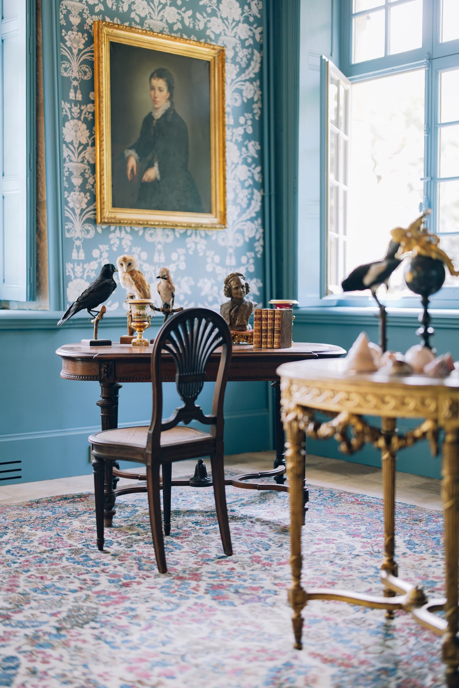 Space 18th-century Norman chateau with period furnishings - 2