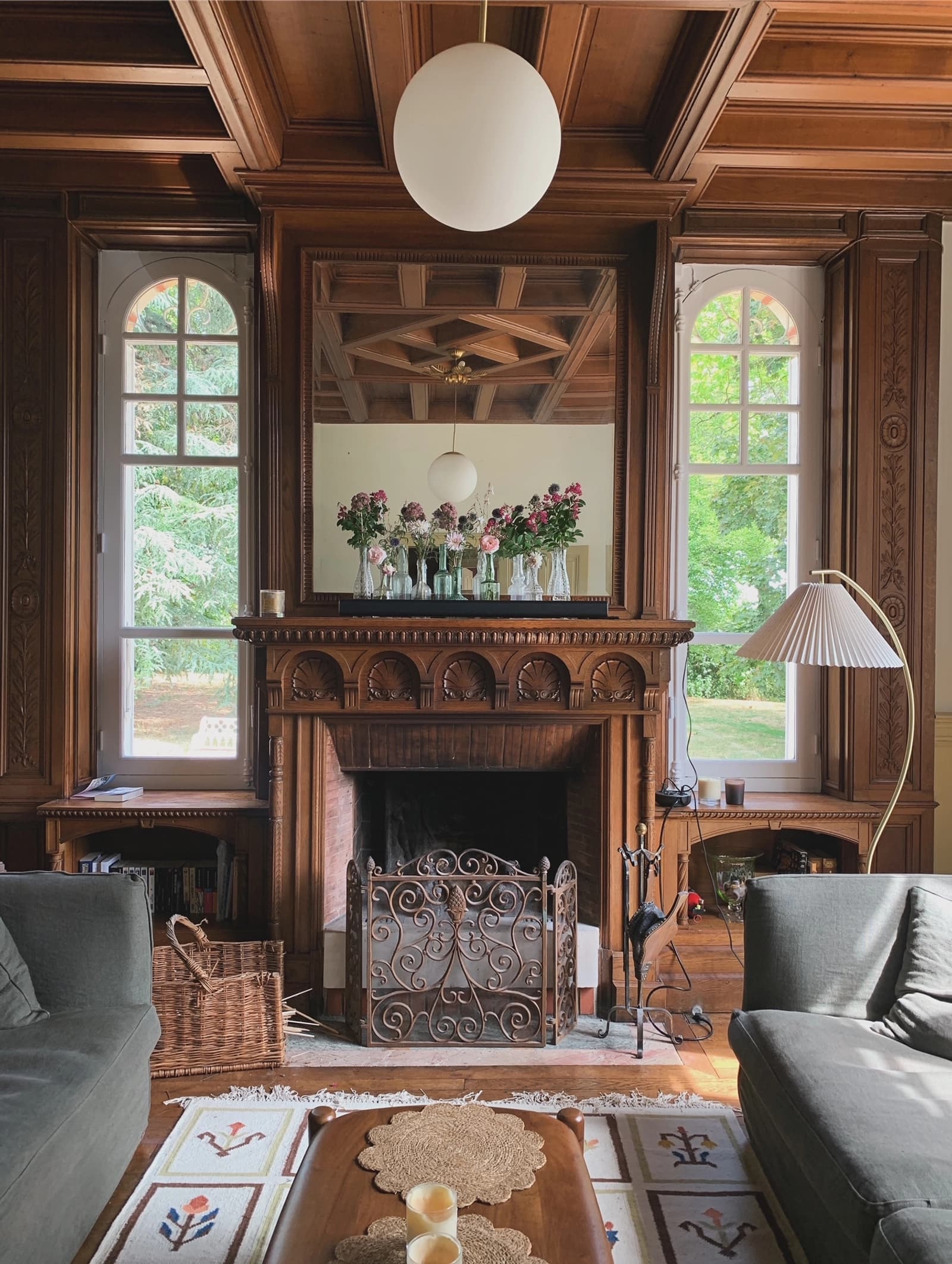 Espace Villa 1900 rénovée ambiance Belle Epoque, 250m2, 1 hectare de jardin - 2