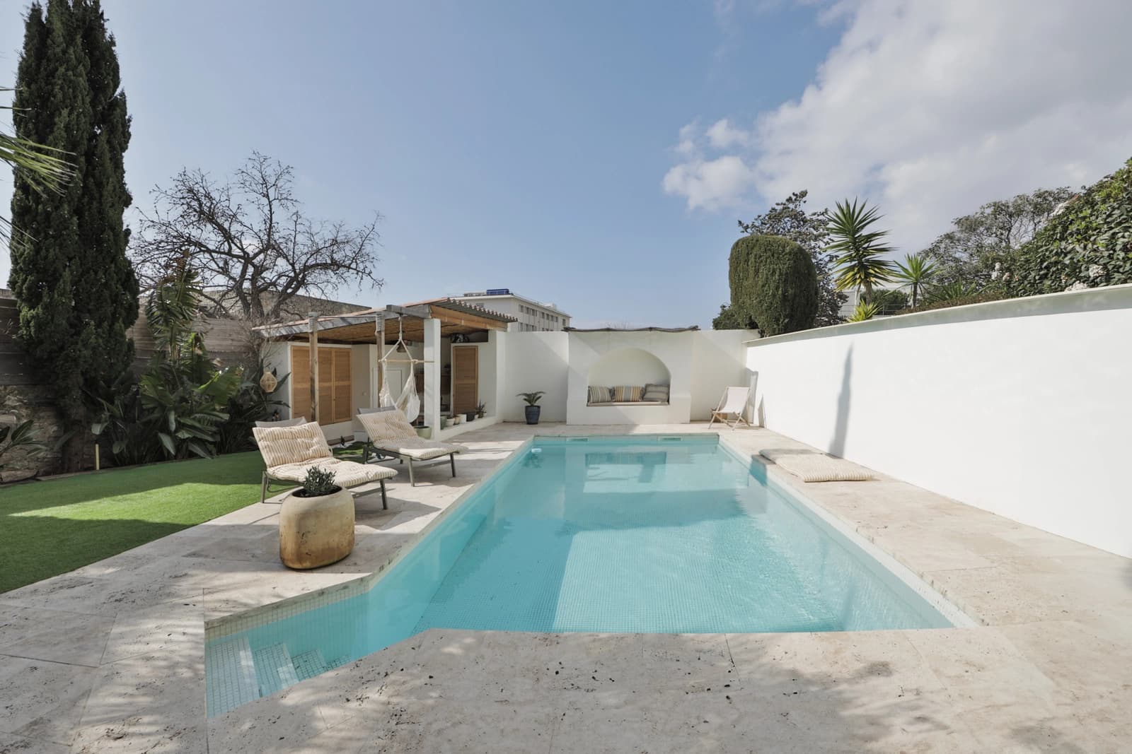 Espace Villa d’Exception au coeur de Marseille - 180m² intérieur - 200m extérieur Piscine & Jardin Exotique - 1