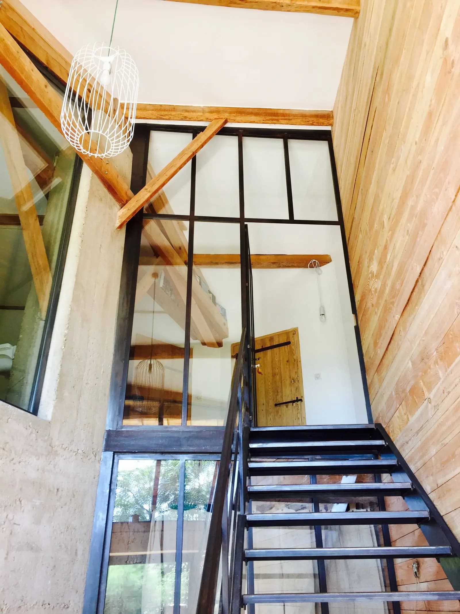 Living room in Magnificent Renovated Office - 1