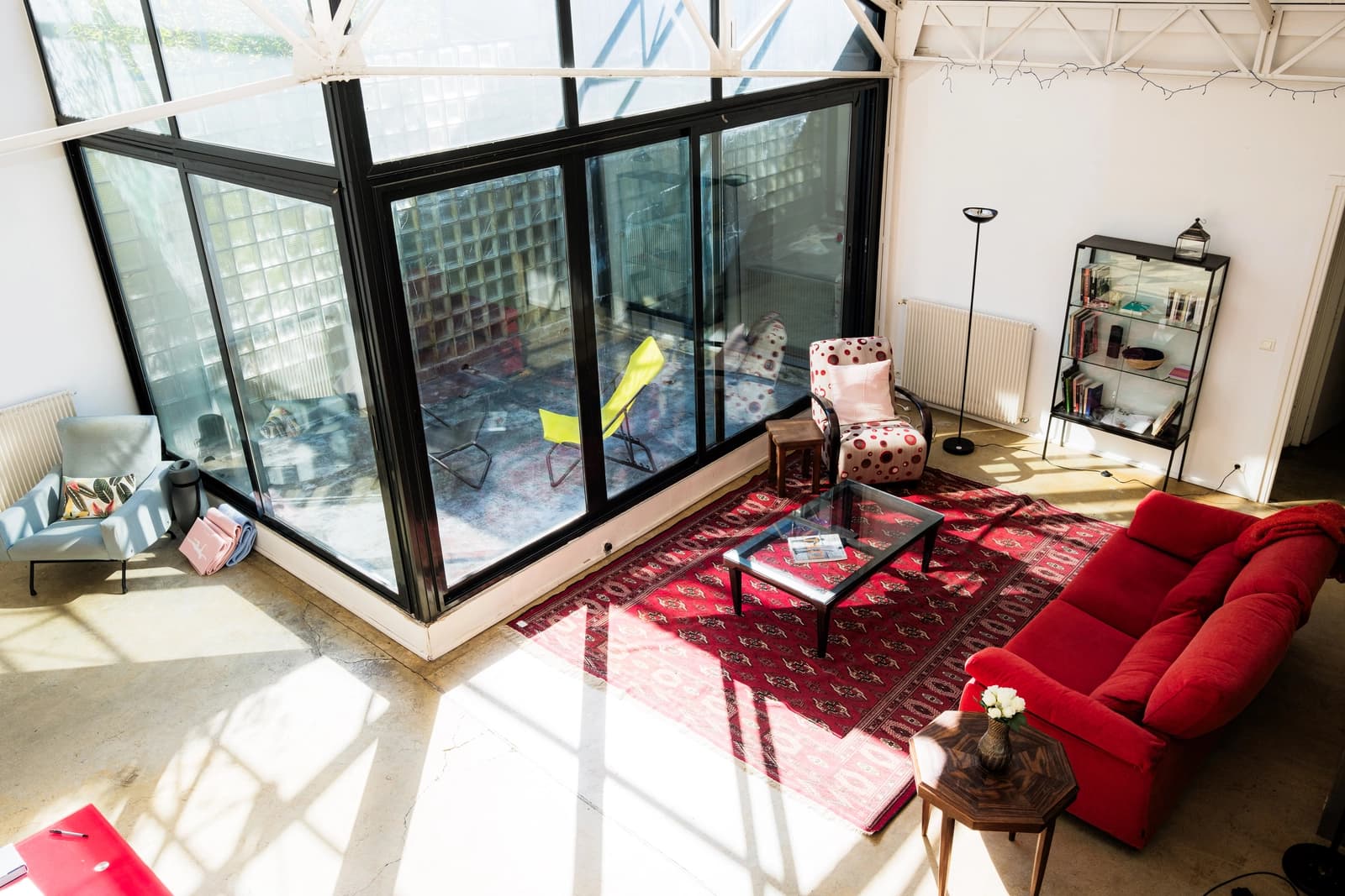 Space Large, bright, flexible loft - 3