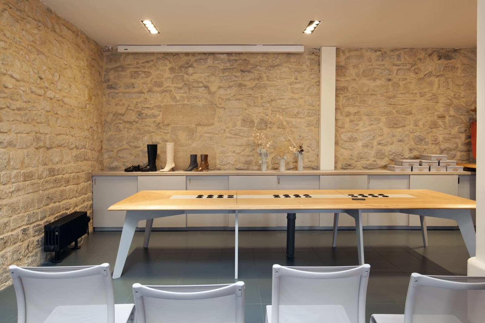 Espace Espace moderne et lumineux sous une grande verrière - 5