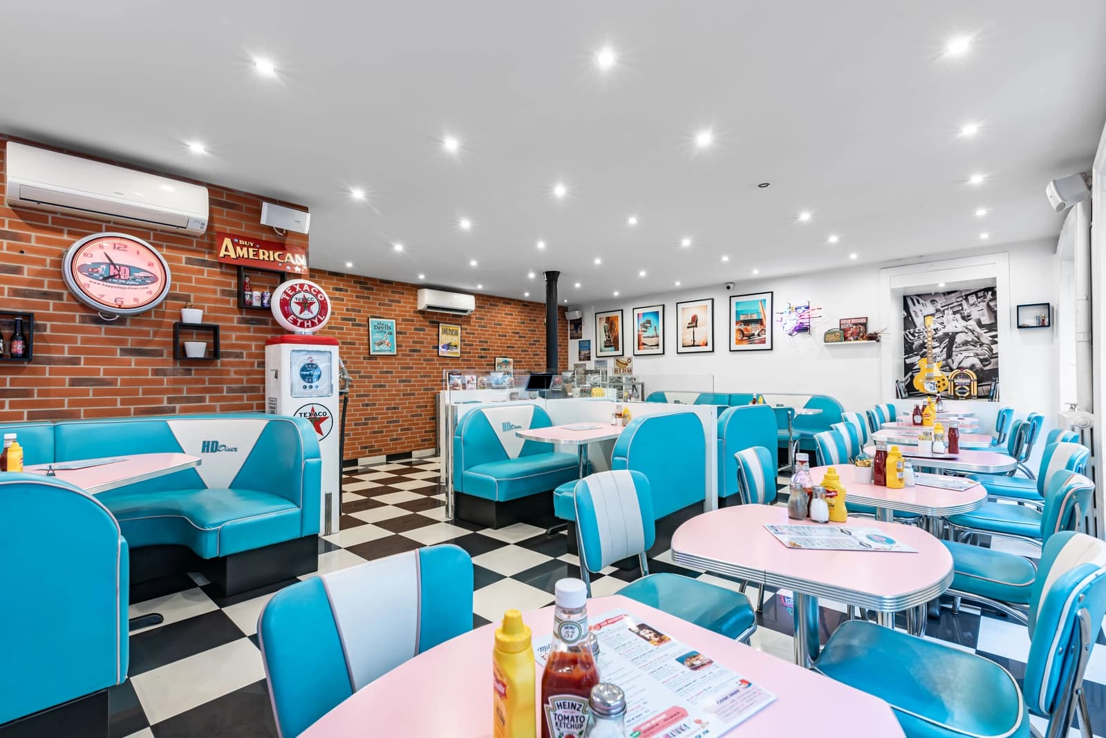 Espacio Restaurante estilo retro americano - 1