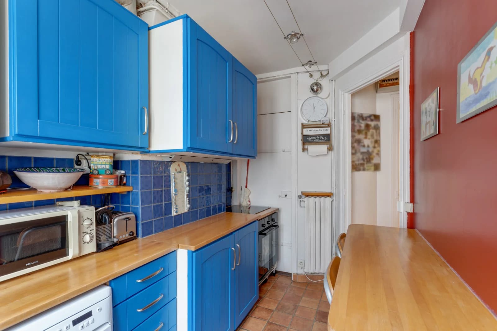 Kitchen in Nice, bright space in the Europe district - 1