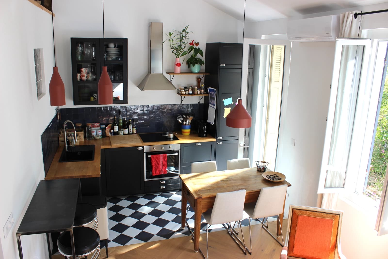 Space Charming duplex a stone's throw from Notre-Dame de la Garde - 1