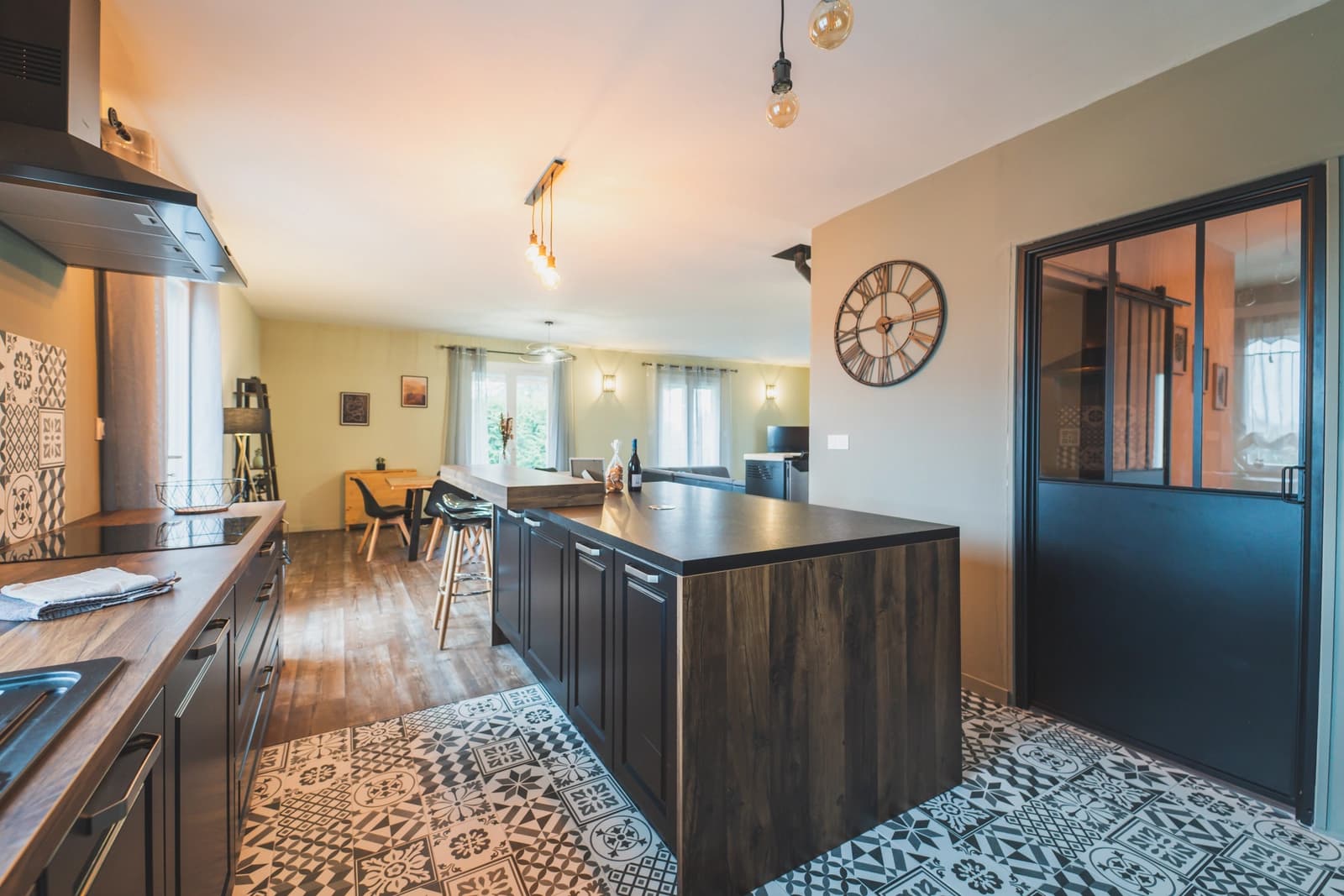 Space Large, cosy villa with garden - 2